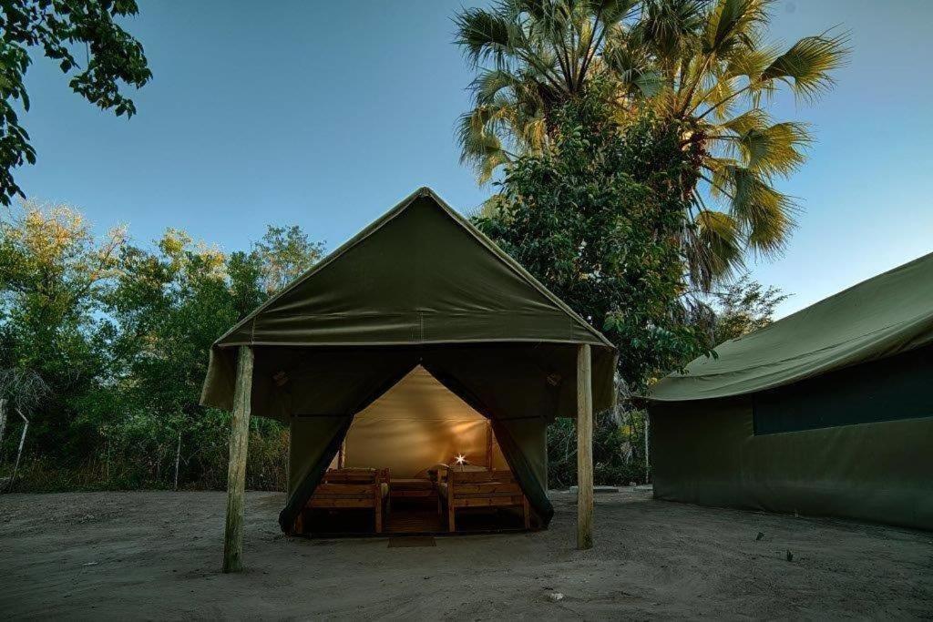 Hotel Motsebe Backpackers Maun Esterno foto